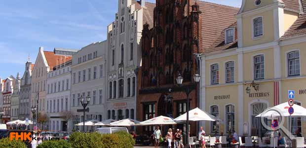 Der historische Markt von Wismar.
